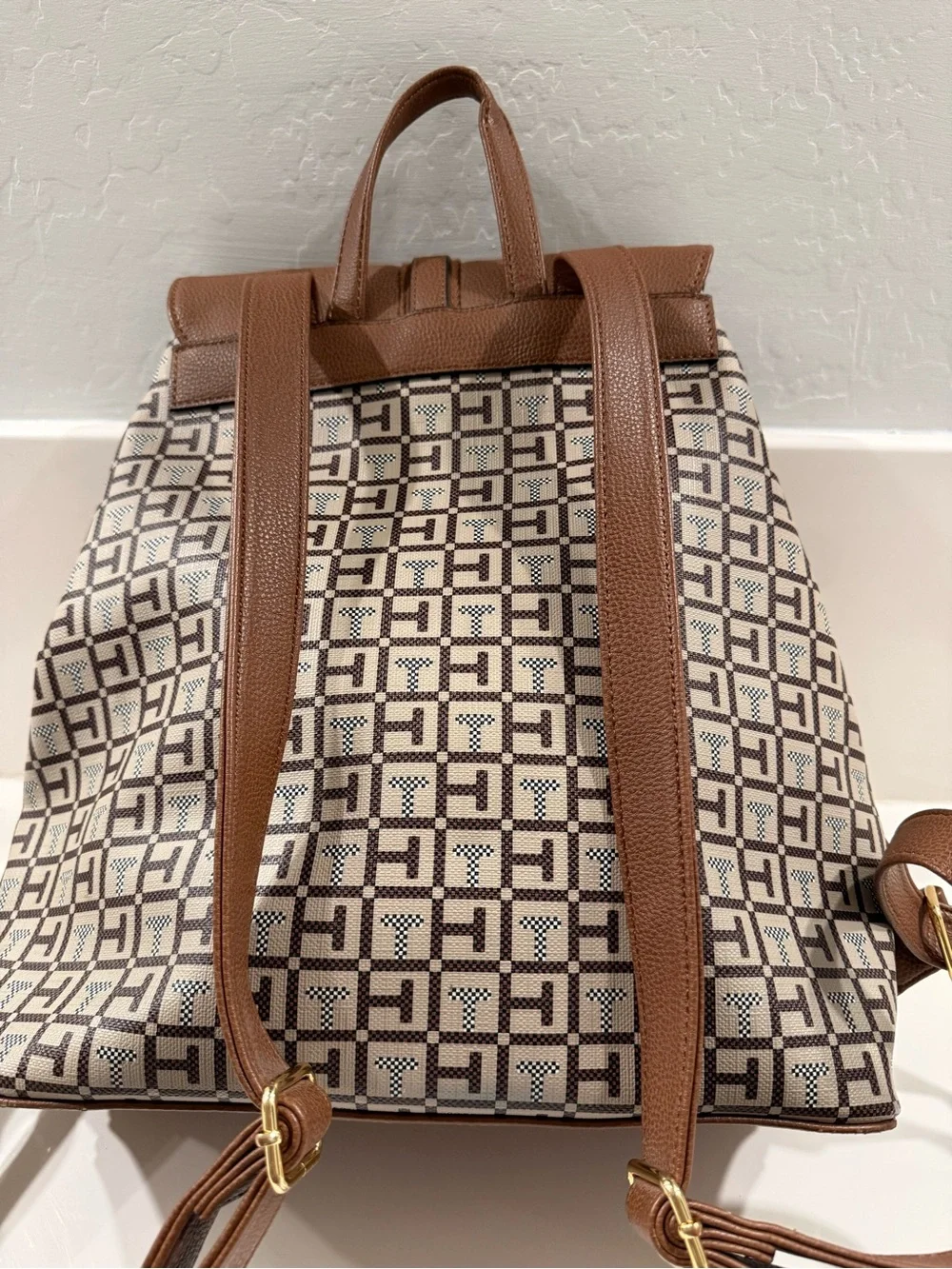 Tommy Hilfiger Brown/Black Backpack Bag with Logo Trim - Picture 2 of 5